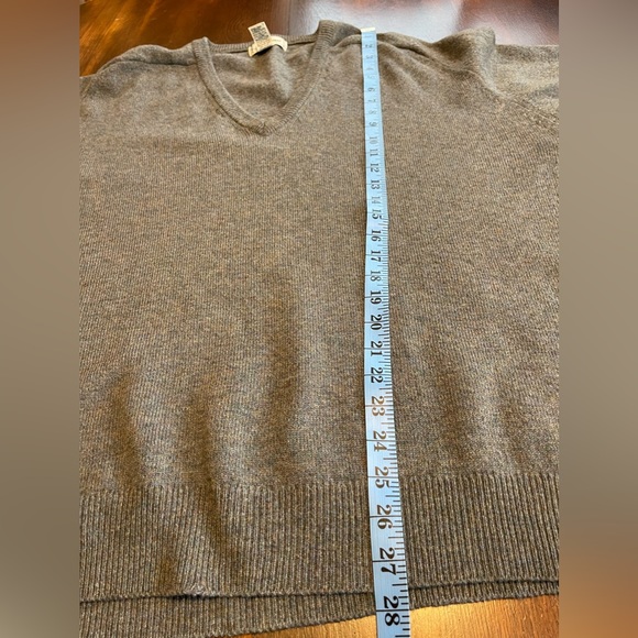 LL Bean Vintage 100% Wool Sweater Mens XL Gray Speckled V-Neck Made In Scotland - Picture 9 of 14